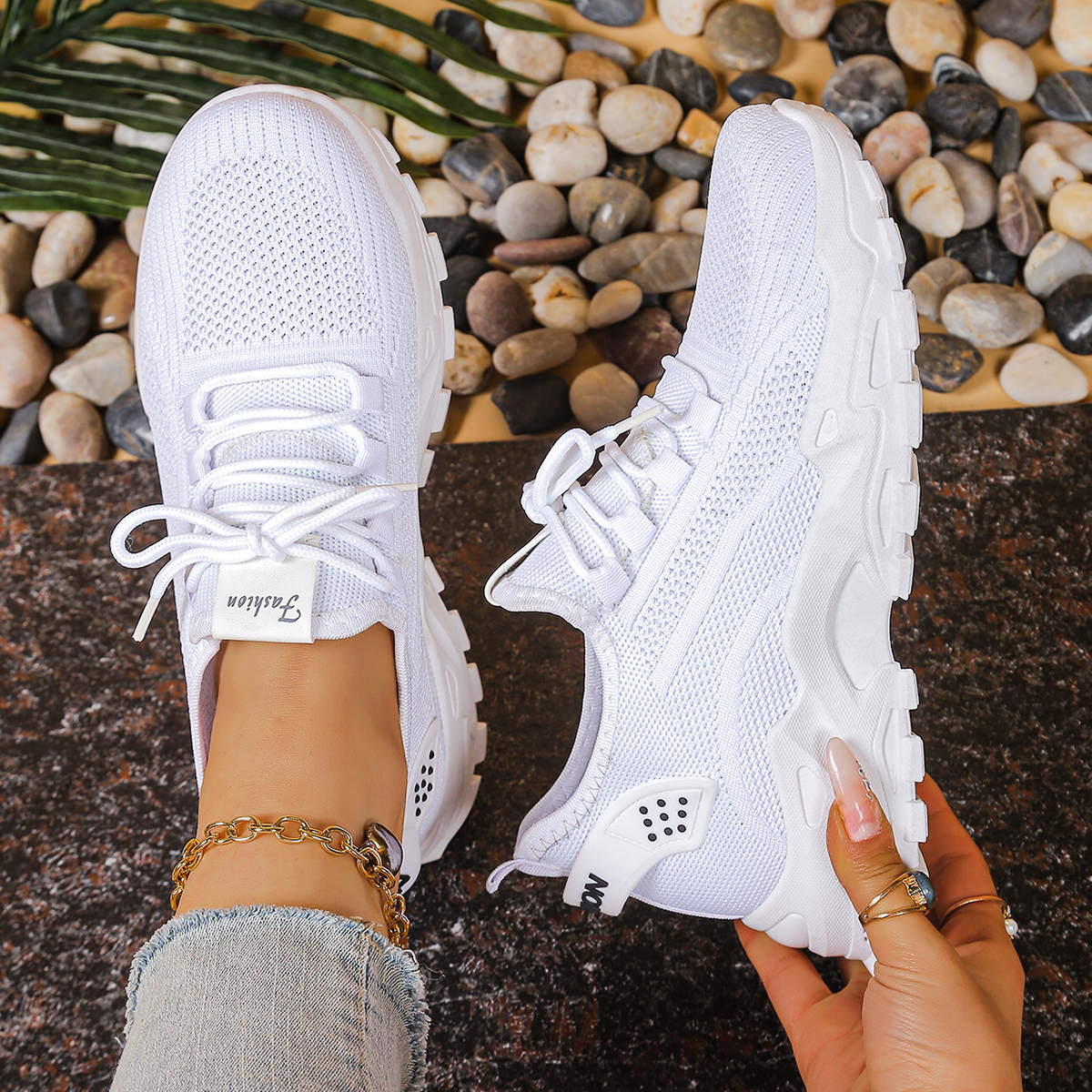 Women's sports shoes 2026，Brea - Sewing Garment ulasan dan harga