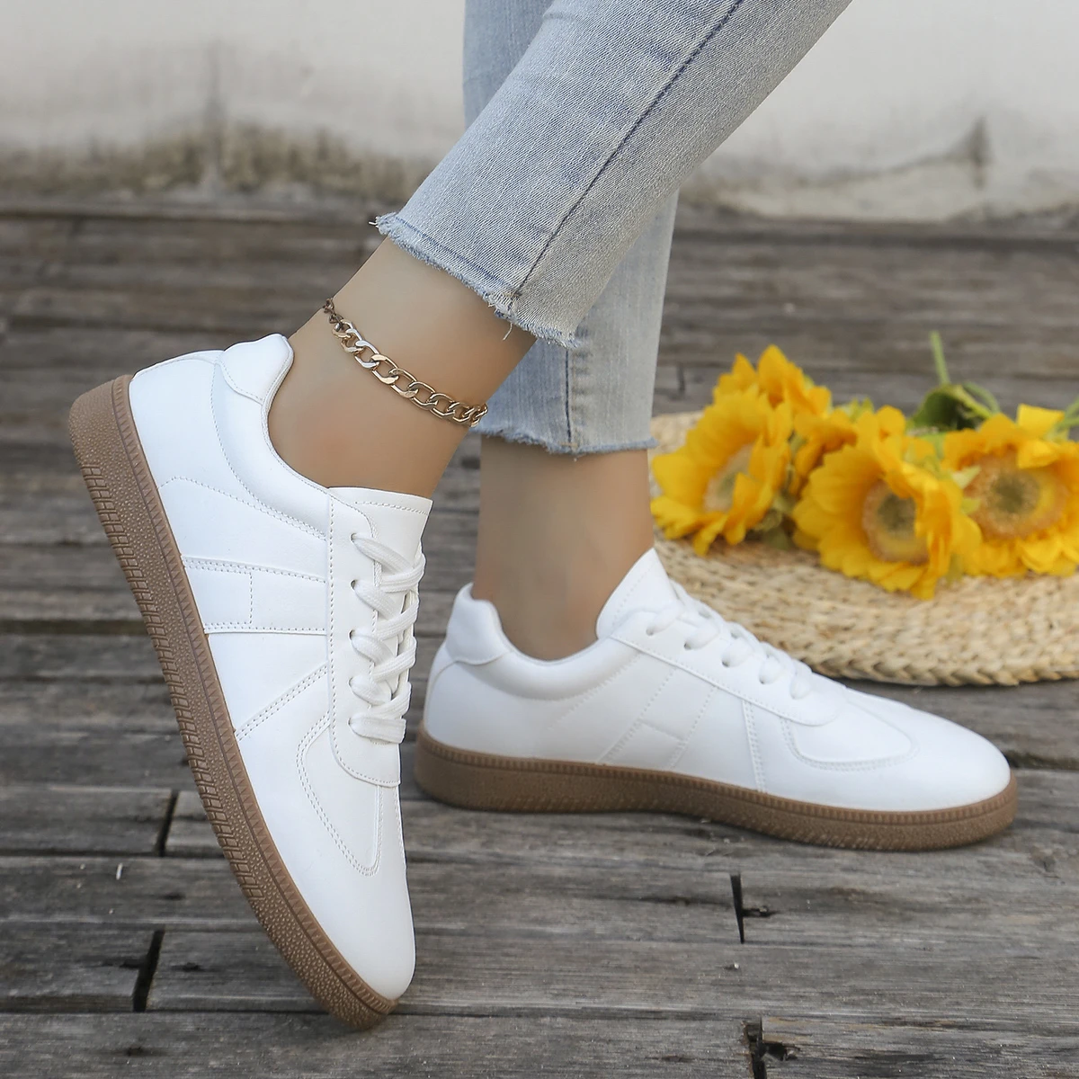 Ladies' casual white sports sh - Sewing Garment ulasan dan harga