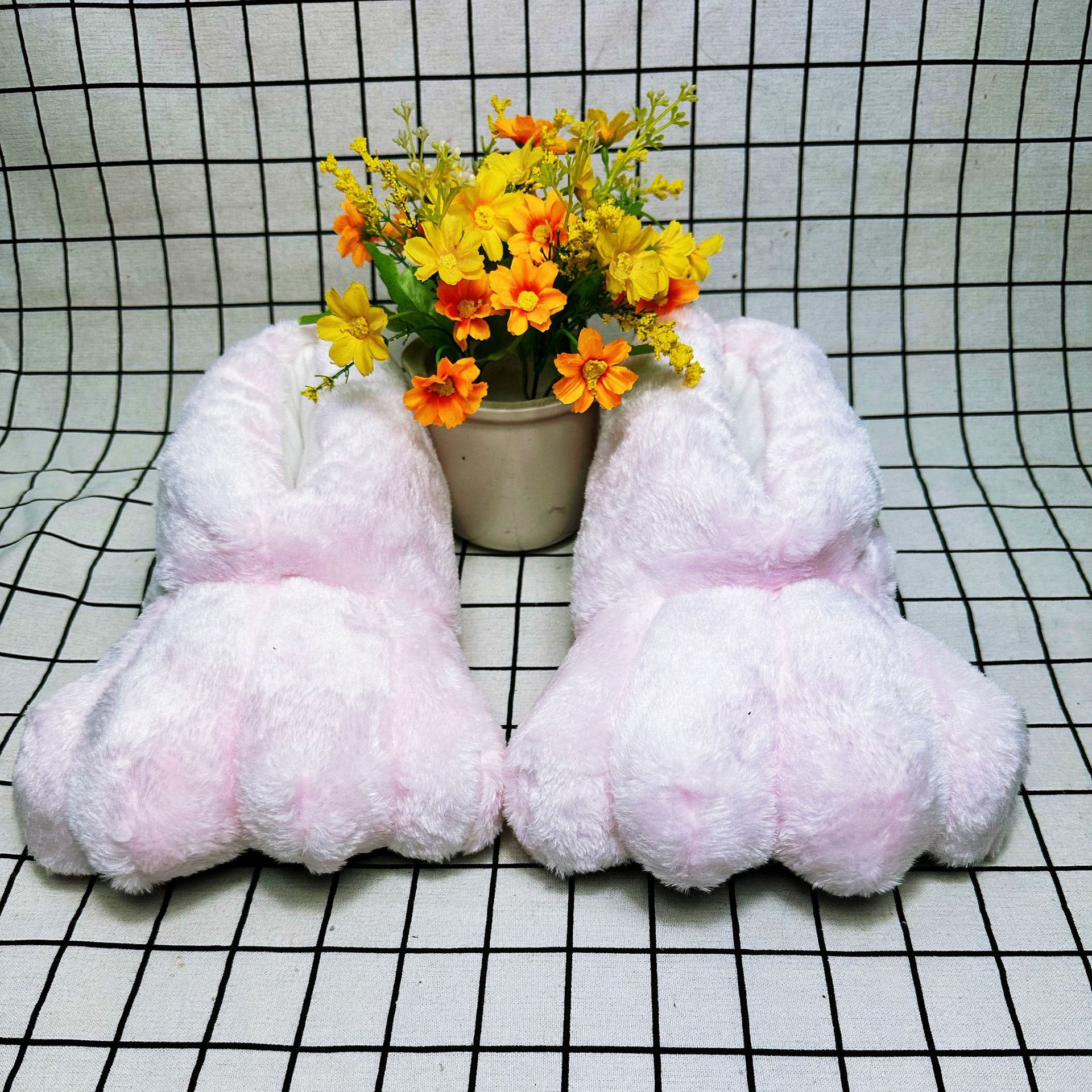 In Stock Rabbit Paw Slippers H - Sewing House ulasan dan harga